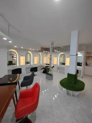 سالن زیبایی ویانا بیوتی