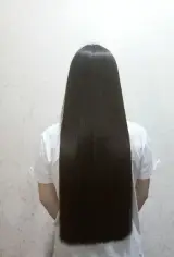 سالن ۳۳ آرایشگاه زنانه مرکز اپیلاسیون و کاشت ناخن