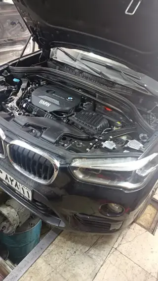 تعمیرگاه بی ام و