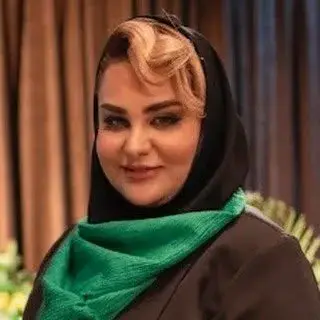 خانم فرزانه زارع