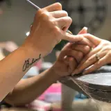 خدمات تخصصی ناخن بـــهار