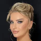 خدمات كاشت ناخن پریسا هاشمی