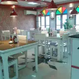 Spily Cafe Fast-Food