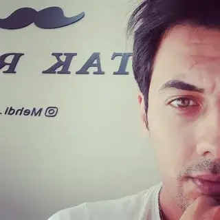 mehdi ashrafian/تک رز✂️