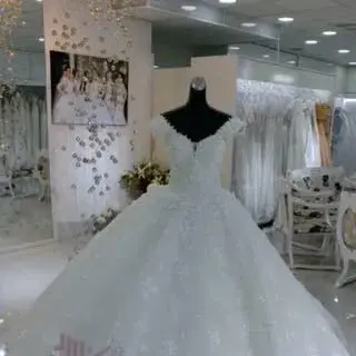 مزون لباس عروس ،تشریفاتی  تولد