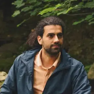 امیرحسین مومن