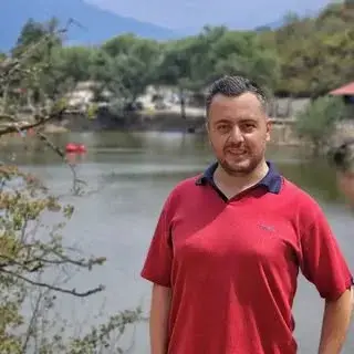 Mehrdad Nor