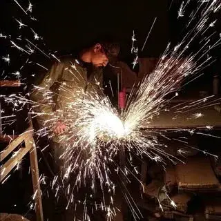 دنیای چوبی آزاد