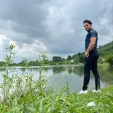 نعیم نیک خو artist