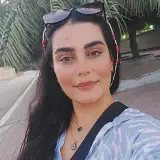 م