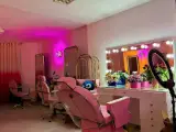 سالن زیبایی مون بیوتی