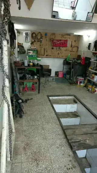 مکانیکی نادری