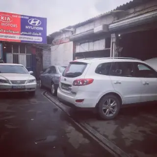 عظیمی