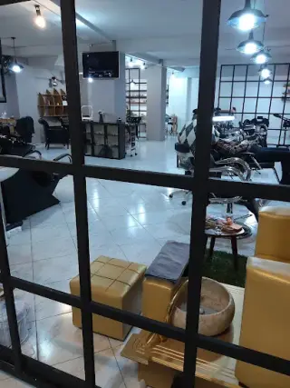 سالن زیبایی پرمون