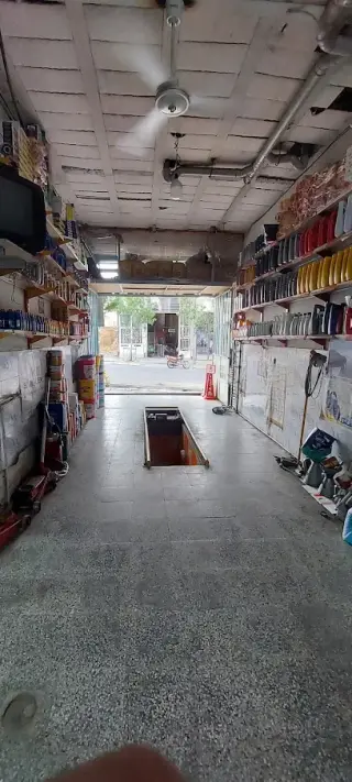 تعمیرگاه ادیبی