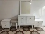 دکوراسیون داخلی آکروس