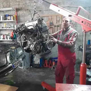 siyavash ، carbon.carfixer