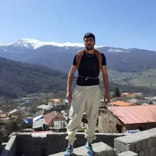 Dariush Dell