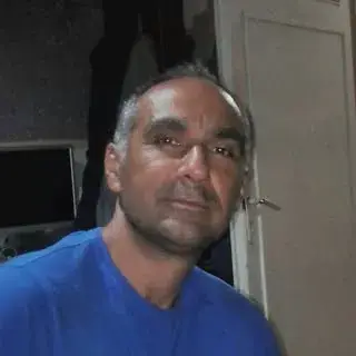 ایمن کار