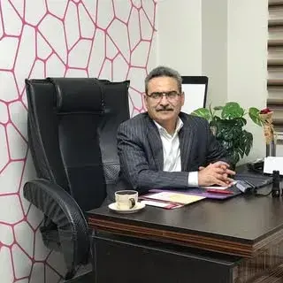 دکتر محسن ابراهیم زاده