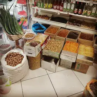 عطاری لیانا
