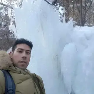 توحید لایق شندی