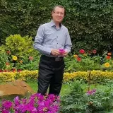 فضای سبز آذین گلستان