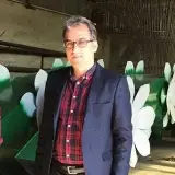 حسن تاج پیکر