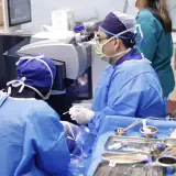 دکتر فرزین احمدی |جراح و فوق تخصص قرنیه| دیداوران سلامت