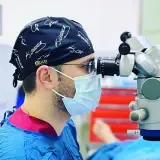 دکتر مقیمی جراح چشم و پلک