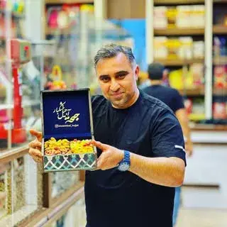 خشکبار حجت