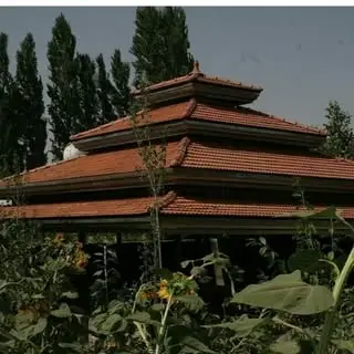 اجرای سقف شیروانی۰۹۱۲۲۶۴۰۱۰۳