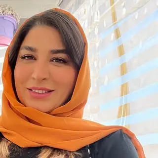 سالن شیوا/رباط کریم/ناخن/رنگمو/عروس/مژه