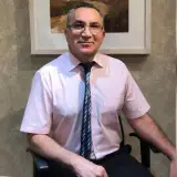 دکتر یعقوب اصفهانی