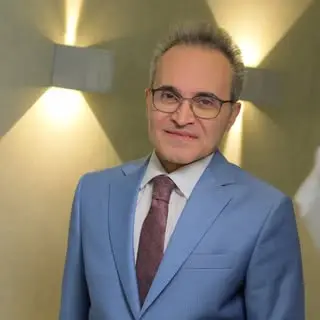 دکتر داریوش نادری جراح پلاستیک