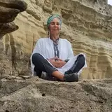 دکتر سونیا هاشمی | استاد بین‌الملل چی گانگ و متخصص تغذیه