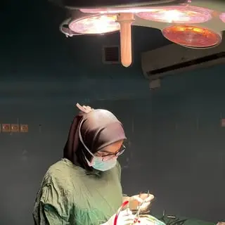dr maryam akbari
