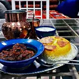کافه رستوران رهگذر