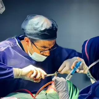 دکتر شاهین تقی‌زاده