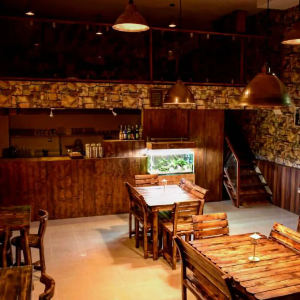 cafe lalezar