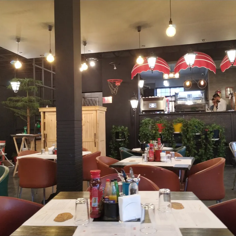 Zhivan Luxury Restaurant