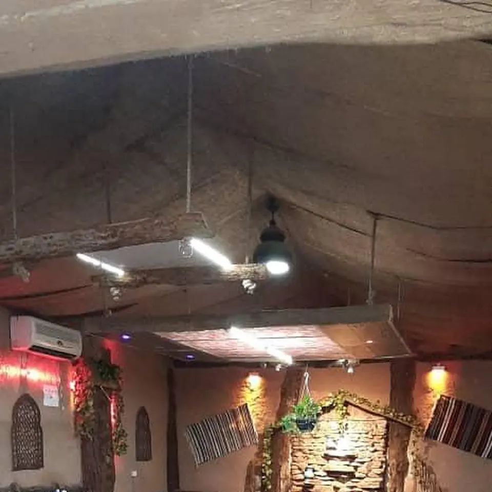 Traditional Shakerstan Cafe