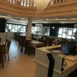 OMid restaurant