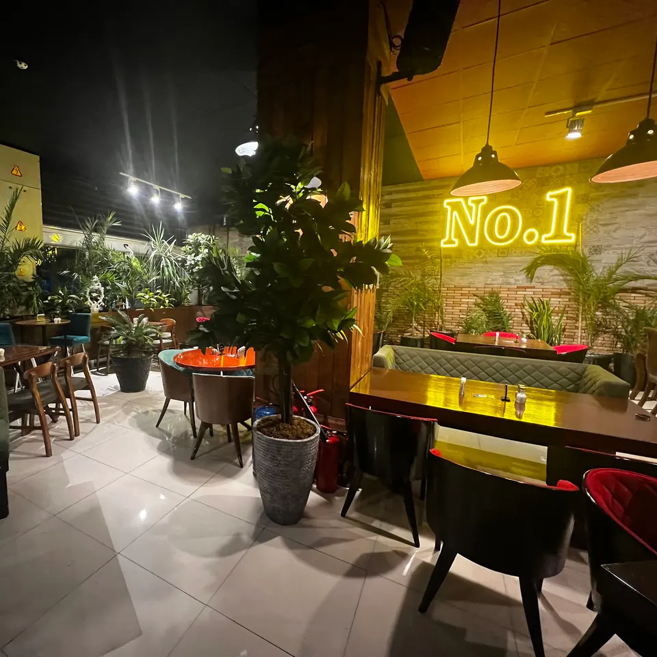 No.1 Cafe & Restaurant