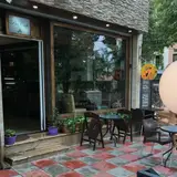 Niloofar Café