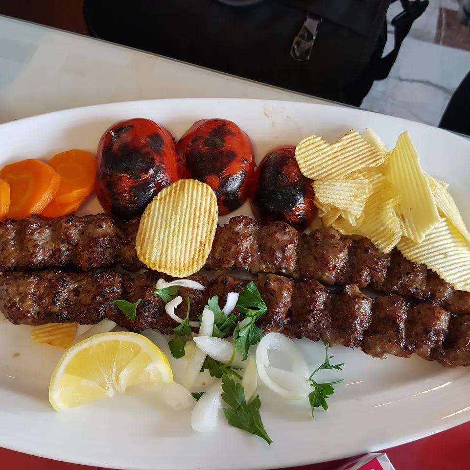 Aghdasieh Restaurant