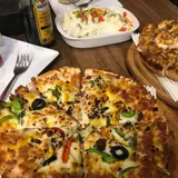 Meykhosh Pizza