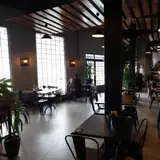 Volume Restaurant Cafe