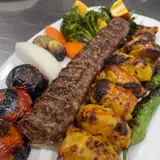 کافـه رستـوران بیـژن