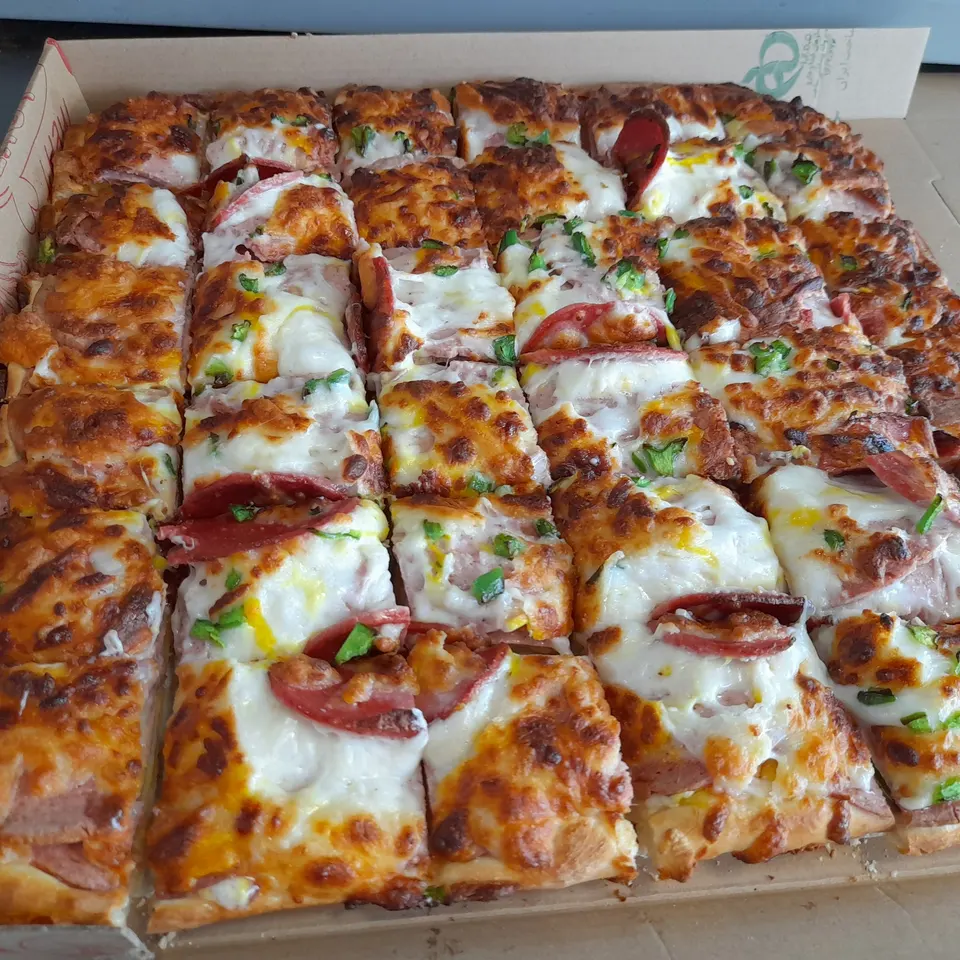 Khorshid Talaei Pizza